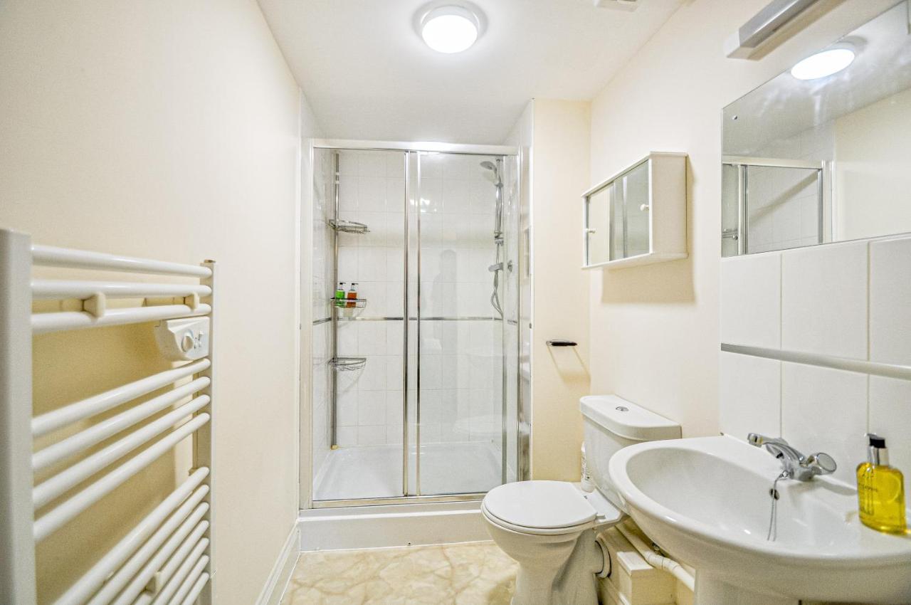 Kings Quarter - Four Bed Apartment - #0202 Maidenhead Exteriör bild